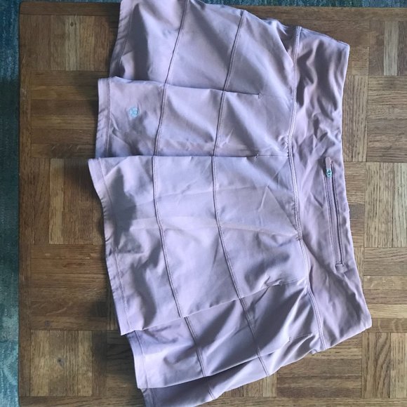 Lululemon Skort - Picture 3 of 3